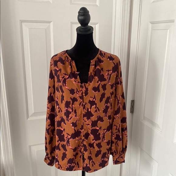 Nine West Artistic Collarless Button Down Blouse. - Picture 1 of 12